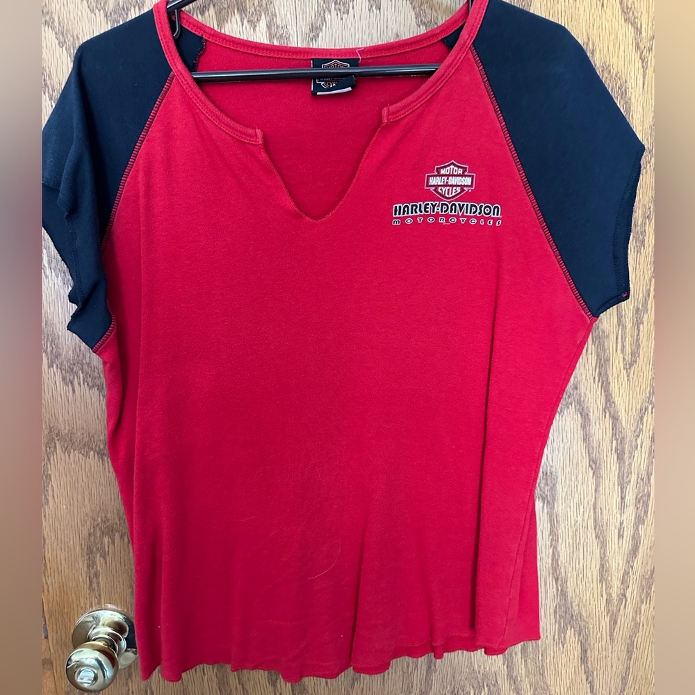 Ladies Harley Davidson shirt